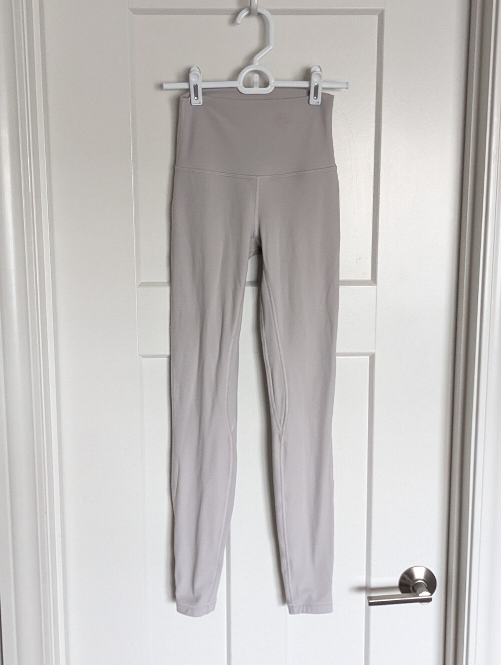 Lululemon Align Double Lined 28" Leggings- Light Grey sz 2